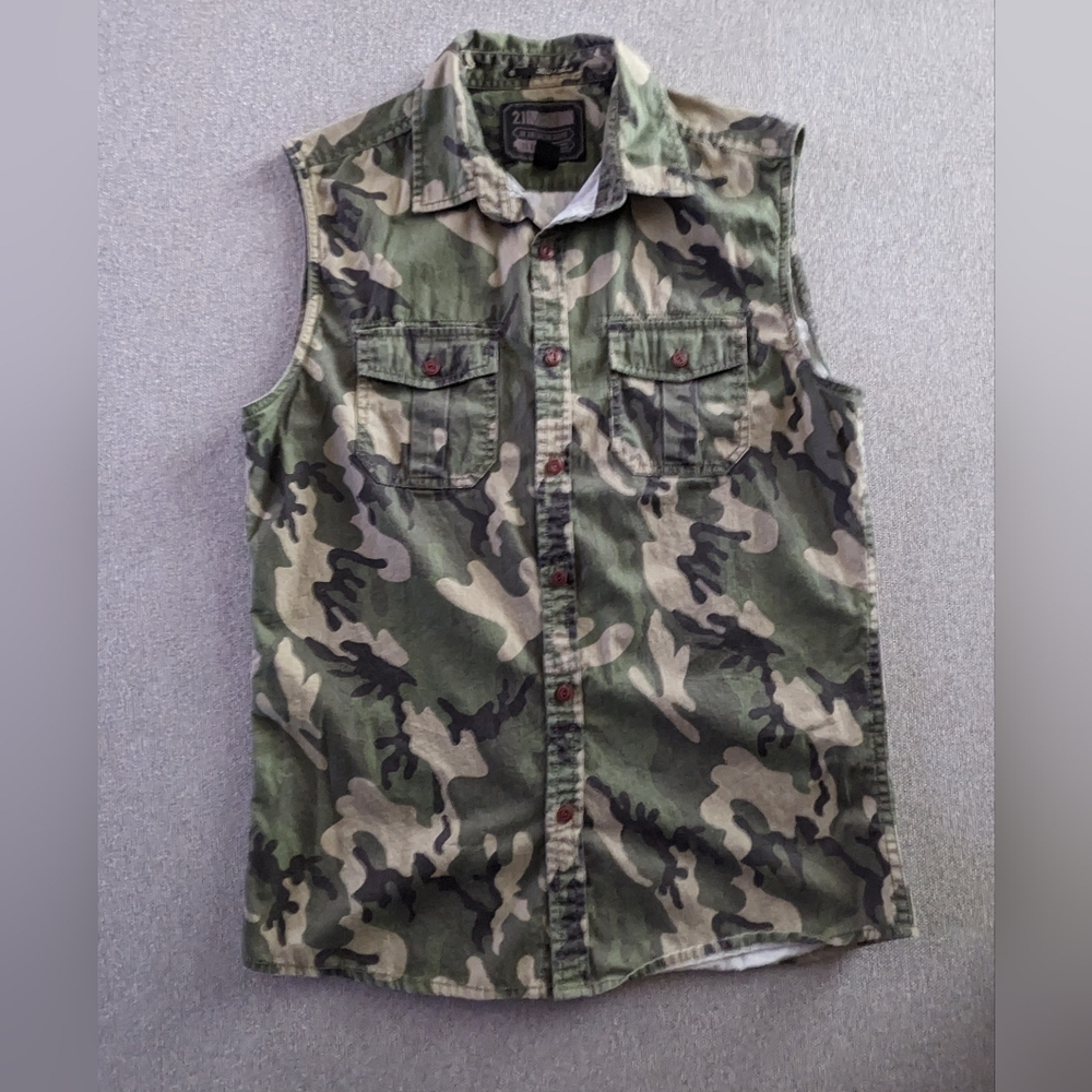 21 Men vest shirt camo print women's size small